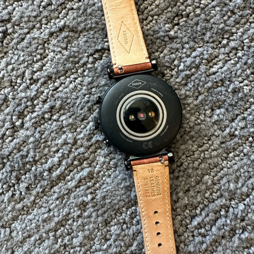 Fossil (Google Wear OS) Smartwatch